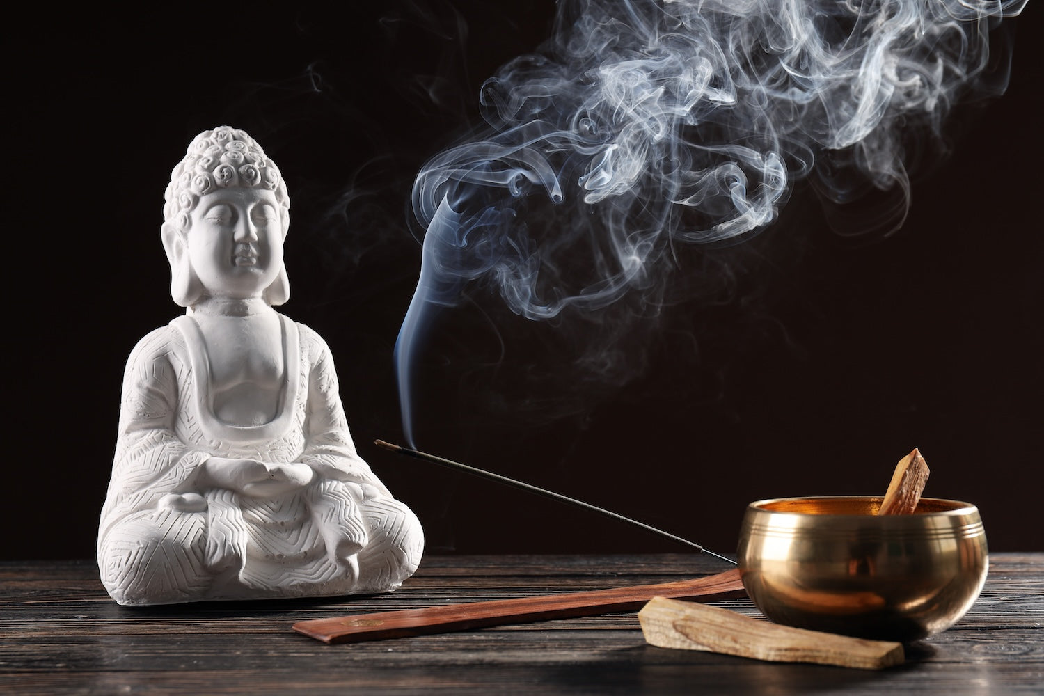 5 Incense Scents That Instantly Calm Your Mind